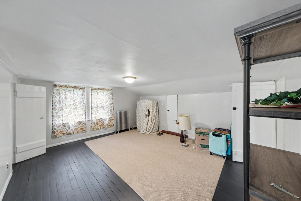 820 West Perry Street, Bucyrus, Ohio 44820, 5 Bedrooms Bedrooms, ,2 BathroomsBathrooms,Residential,For Sale,West Perry Street,20100307 820 West Perry Street, Bucyrus, Ohio 44820, 5 Bedrooms Bedrooms, ,2 BathroomsBathrooms,Residential,For Sale,West Perry Street,20100307