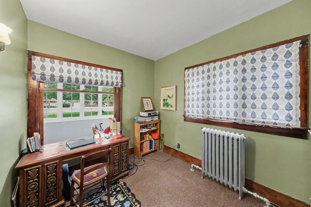 820 West Perry Street, Bucyrus, Ohio 44820, 5 Bedrooms Bedrooms, ,2 BathroomsBathrooms,Residential,For Sale,West Perry Street,20100307 820 West Perry Street, Bucyrus, Ohio 44820, 5 Bedrooms Bedrooms, ,2 BathroomsBathrooms,Residential,For Sale,West Perry Street,20100307