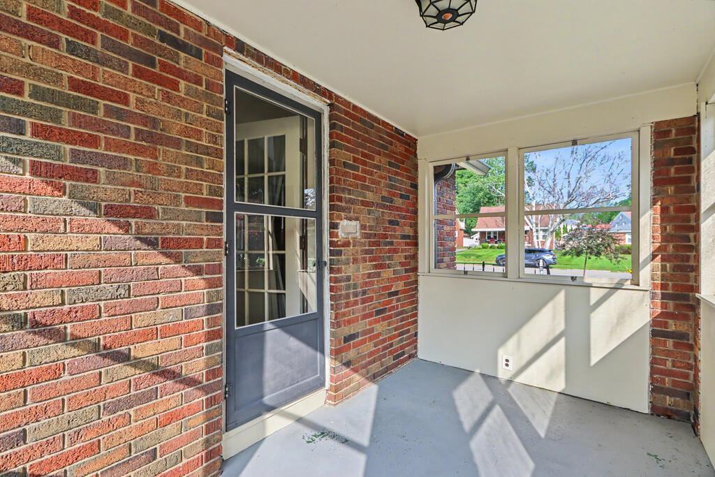 489 Crescent Road, Mansfield, Ohio 44907, 4 Bedrooms Bedrooms, ,1 BathroomBathrooms,Residential,For Sale,Crescent Road,20100308 489 Crescent Road, Mansfield, Ohio 44907, 4 Bedrooms Bedrooms, ,1 BathroomBathrooms,Residential,For Sale,Crescent Road,20100308