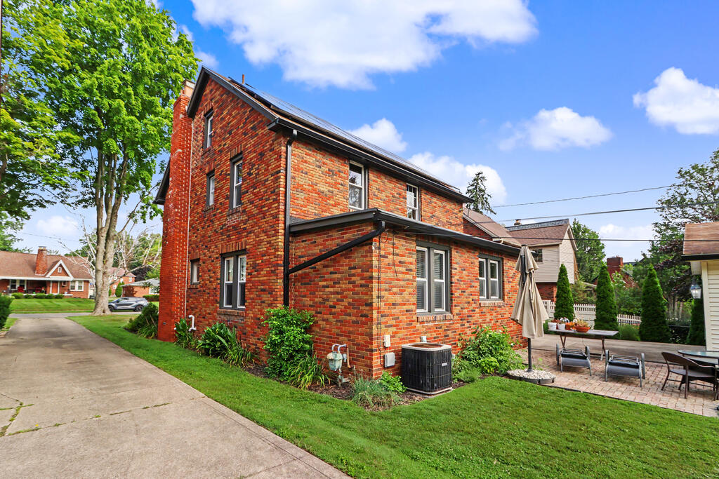 489 Crescent Road, Mansfield, Ohio 44907, 4 Bedrooms Bedrooms, ,1 BathroomBathrooms,Residential,For Sale,Crescent Road,20100308 489 Crescent Road, Mansfield, Ohio 44907, 4 Bedrooms Bedrooms, ,1 BathroomBathrooms,Residential,For Sale,Crescent Road,20100308