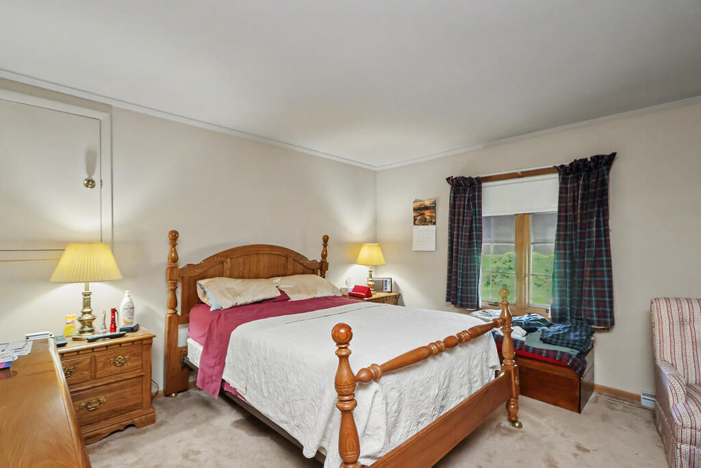 1014 N Clink Boulevard, Crestline, Ohio 44827, 4 Bedrooms Bedrooms, ,2 BathroomsBathrooms,Residential,For Sale,N Clink Boulevard,20100309