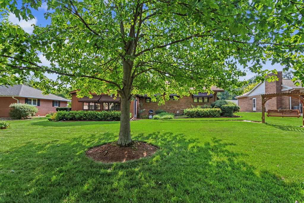 1014 N Clink Boulevard, Crestline, Ohio 44827, 4 Bedrooms Bedrooms, ,2 BathroomsBathrooms,Residential,For Sale,N Clink Boulevard,20100309