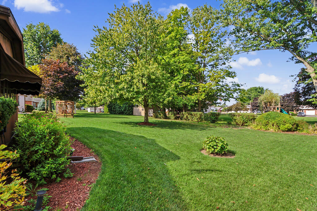 1014 N Clink Boulevard, Crestline, Ohio 44827, 4 Bedrooms Bedrooms, ,2 BathroomsBathrooms,Residential,For Sale,N Clink Boulevard,20100309