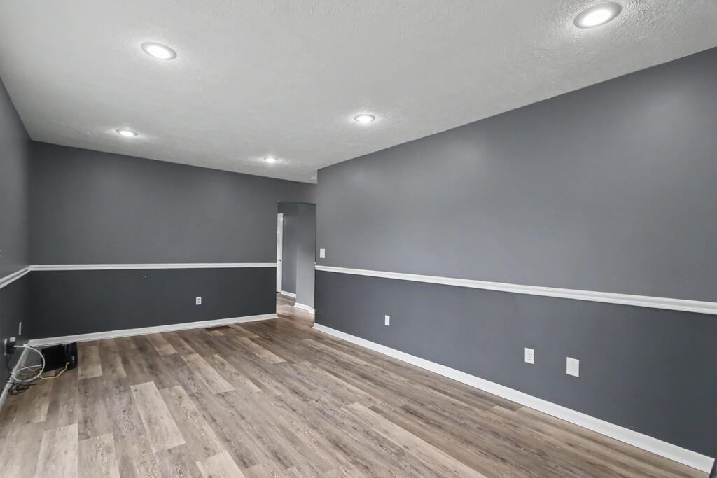 570 Butte Street, Willard, Ohio 44890, 4 Bedrooms Bedrooms, ,2 BathroomsBathrooms,Residential,For Sale,Butte Street,20100310 570 Butte Street, Willard, Ohio 44890, 4 Bedrooms Bedrooms, ,2 BathroomsBathrooms,Residential,For Sale,Butte Street,20100310