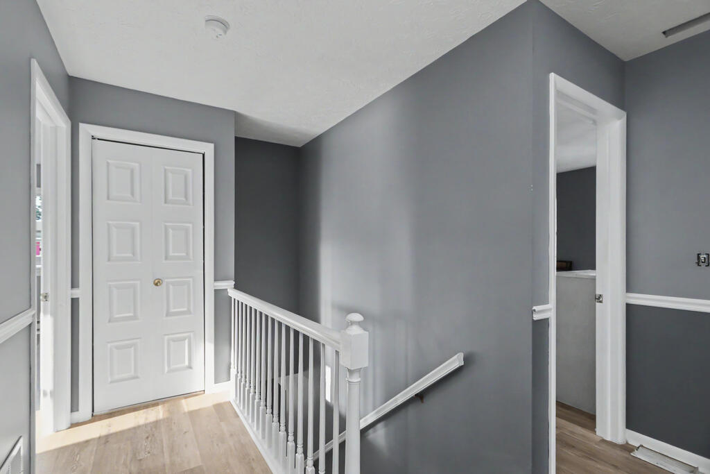 570 Butte Street, Willard, Ohio 44890, 4 Bedrooms Bedrooms, ,2 BathroomsBathrooms,Residential,For Sale,Butte Street,20100310 570 Butte Street, Willard, Ohio 44890, 4 Bedrooms Bedrooms, ,2 BathroomsBathrooms,Residential,For Sale,Butte Street,20100310