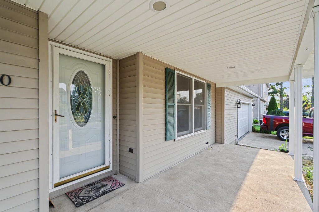 570 Butte Street, Willard, Ohio 44890, 4 Bedrooms Bedrooms, ,2 BathroomsBathrooms,Residential,For Sale,Butte Street,20100310 570 Butte Street, Willard, Ohio 44890, 4 Bedrooms Bedrooms, ,2 BathroomsBathrooms,Residential,For Sale,Butte Street,20100310