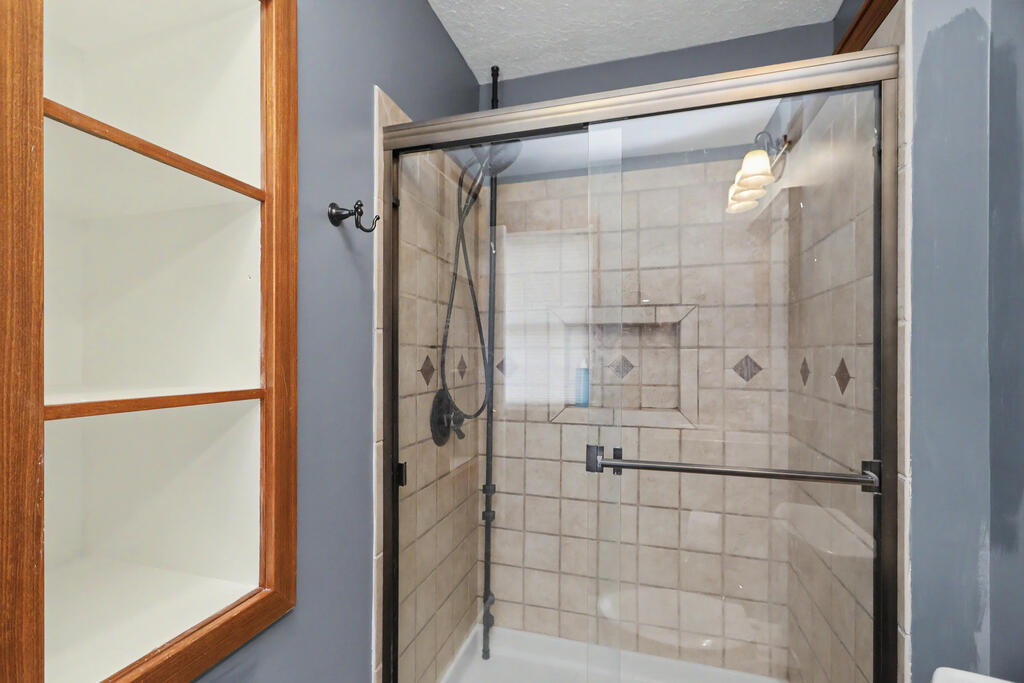 570 Butte Street, Willard, Ohio 44890, 4 Bedrooms Bedrooms, ,2 BathroomsBathrooms,Residential,For Sale,Butte Street,20100310 570 Butte Street, Willard, Ohio 44890, 4 Bedrooms Bedrooms, ,2 BathroomsBathrooms,Residential,For Sale,Butte Street,20100310