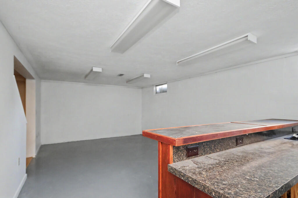 570 Butte Street, Willard, Ohio 44890, 4 Bedrooms Bedrooms, ,2 BathroomsBathrooms,Residential,For Sale,Butte Street,20100310 570 Butte Street, Willard, Ohio 44890, 4 Bedrooms Bedrooms, ,2 BathroomsBathrooms,Residential,For Sale,Butte Street,20100310