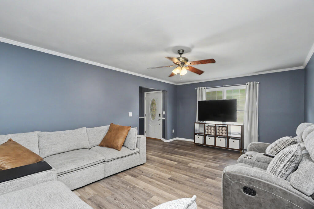 570 Butte Street, Willard, Ohio 44890, 4 Bedrooms Bedrooms, ,2 BathroomsBathrooms,Residential,For Sale,Butte Street,20100310 570 Butte Street, Willard, Ohio 44890, 4 Bedrooms Bedrooms, ,2 BathroomsBathrooms,Residential,For Sale,Butte Street,20100310