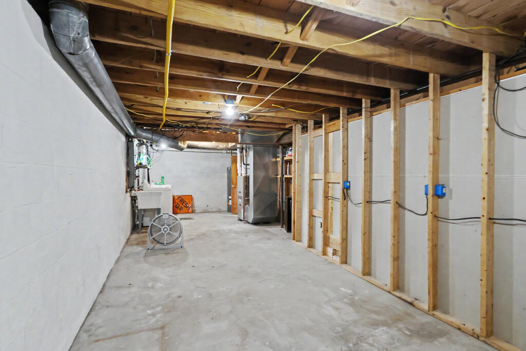 570 Butte Street, Willard, Ohio 44890, 4 Bedrooms Bedrooms, ,2 BathroomsBathrooms,Residential,For Sale,Butte Street,20100310 570 Butte Street, Willard, Ohio 44890, 4 Bedrooms Bedrooms, ,2 BathroomsBathrooms,Residential,For Sale,Butte Street,20100310