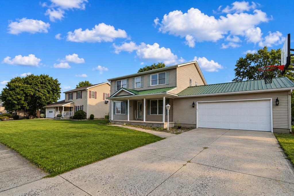 570 Butte Street, Willard, Ohio 44890, 4 Bedrooms Bedrooms, ,2 BathroomsBathrooms,Residential,For Sale,Butte Street,20100310 570 Butte Street, Willard, Ohio 44890, 4 Bedrooms Bedrooms, ,2 BathroomsBathrooms,Residential,For Sale,Butte Street,20100310