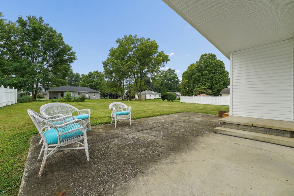 26 Mermary Drive, Fredericktown, Ohio 43019, 3 Bedrooms Bedrooms, ,1 BathroomBathrooms,Residential,For Sale,Mermary Drive,20100316 26 Mermary Drive, Fredericktown, Ohio 43019, 3 Bedrooms Bedrooms, ,1 BathroomBathrooms,Residential,For Sale,Mermary Drive,20100316