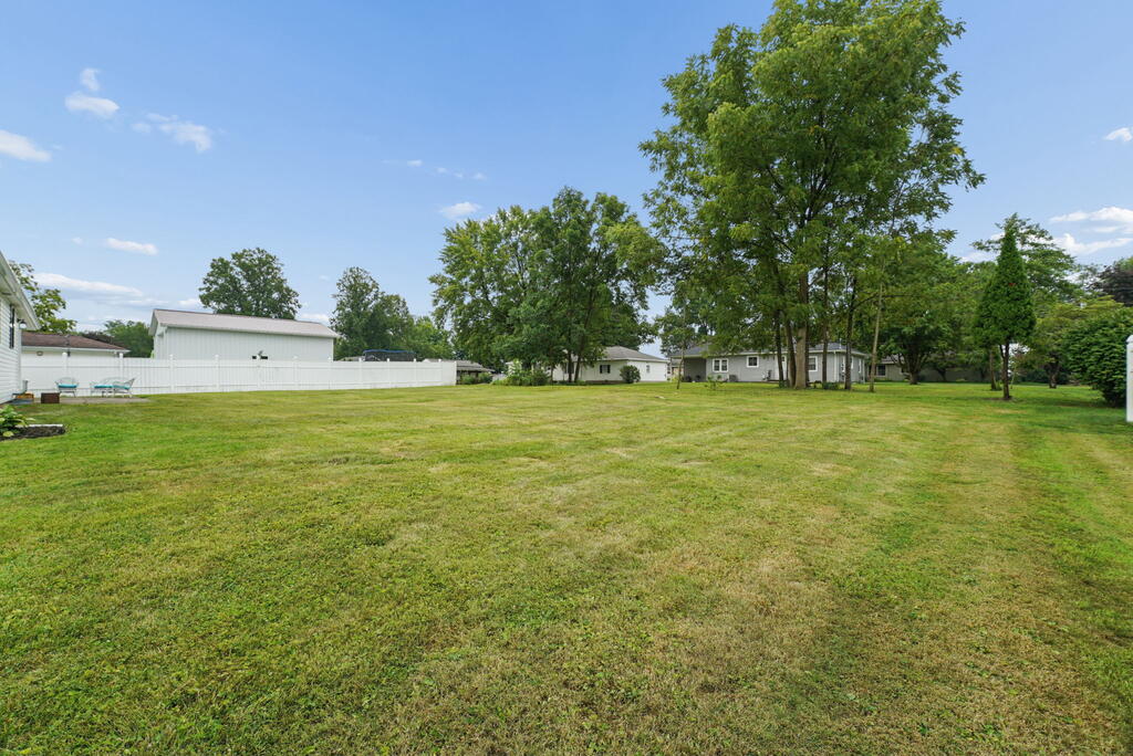 26 Mermary Drive, Fredericktown, Ohio 43019, 3 Bedrooms Bedrooms, ,1 BathroomBathrooms,Residential,For Sale,Mermary Drive,20100316 26 Mermary Drive, Fredericktown, Ohio 43019, 3 Bedrooms Bedrooms, ,1 BathroomBathrooms,Residential,For Sale,Mermary Drive,20100316