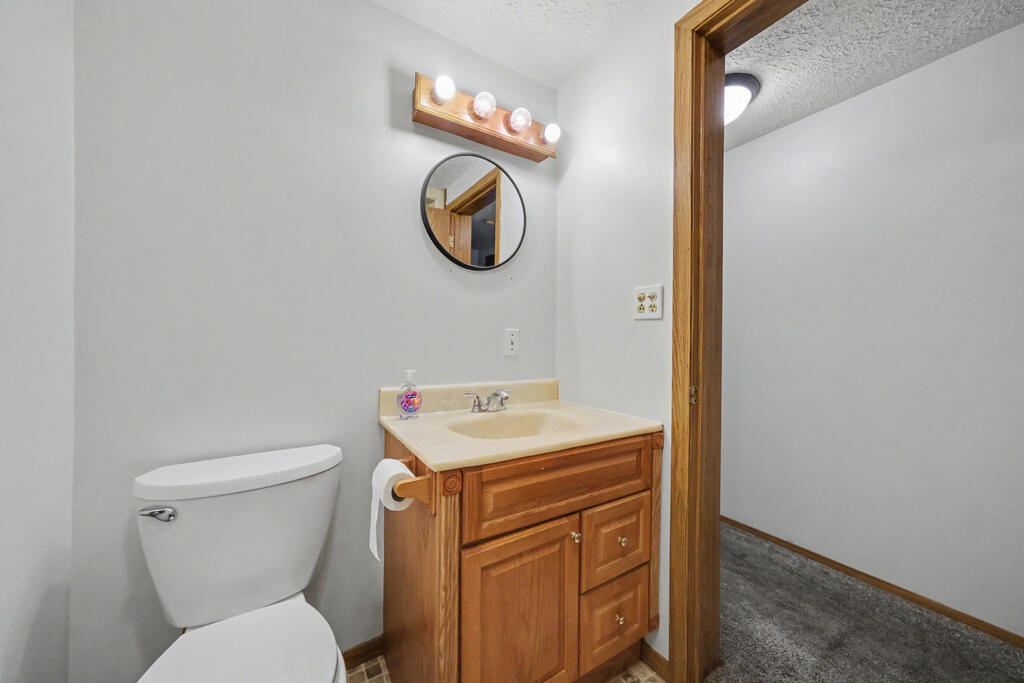 1383 Michigan Drive, Bucyrus, Ohio 44820, 3 Bedrooms Bedrooms, ,3 BathroomsBathrooms,Residential,For Sale,Michigan Drive,20100337