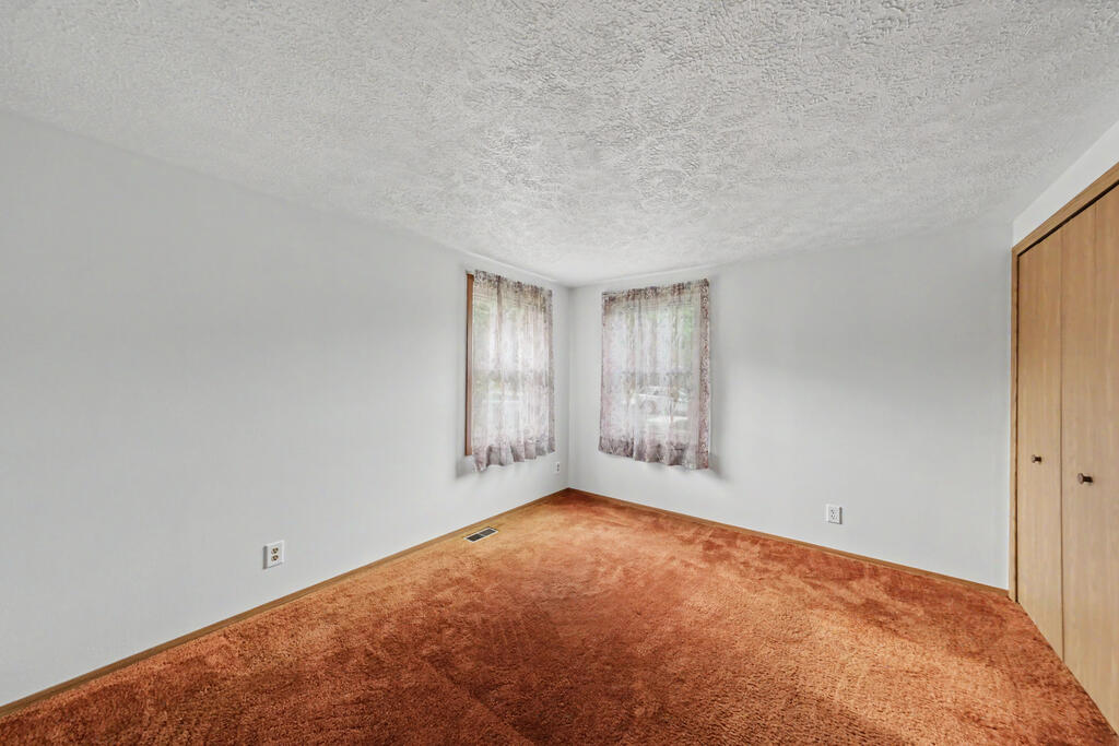 1383 Michigan Drive, Bucyrus, Ohio 44820, 3 Bedrooms Bedrooms, ,3 BathroomsBathrooms,Residential,For Sale,Michigan Drive,20100337