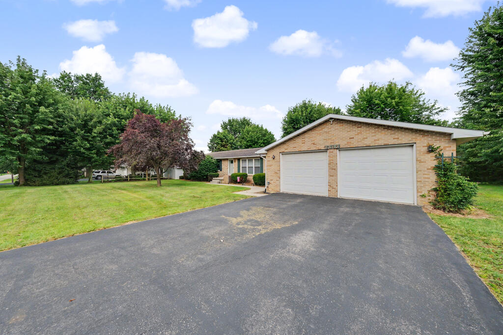1383 Michigan Drive, Bucyrus, Ohio 44820, 3 Bedrooms Bedrooms, ,3 BathroomsBathrooms,Residential,For Sale,Michigan Drive,20100337