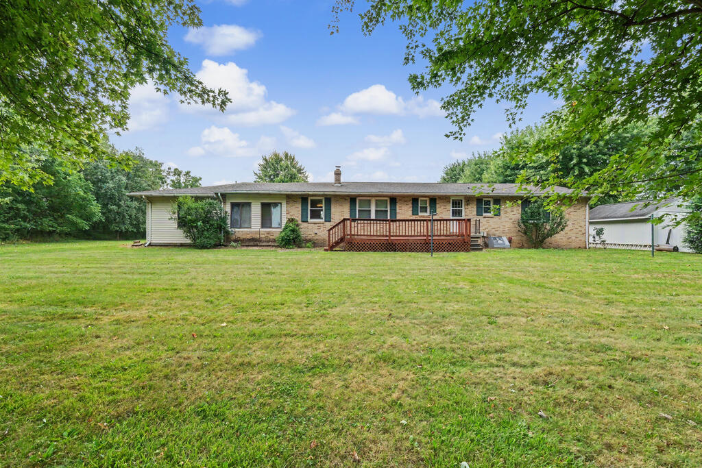 1383 Michigan Drive, Bucyrus, Ohio 44820, 3 Bedrooms Bedrooms, ,3 BathroomsBathrooms,Residential,For Sale,Michigan Drive,20100337