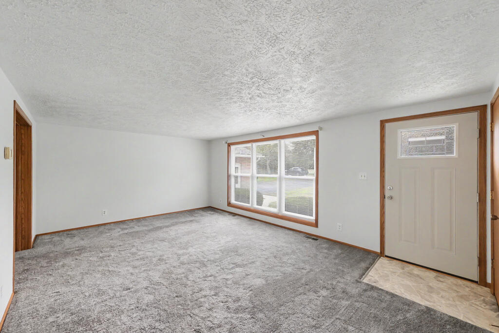 1383 Michigan Drive, Bucyrus, Ohio 44820, 3 Bedrooms Bedrooms, ,3 BathroomsBathrooms,Residential,For Sale,Michigan Drive,20100337
