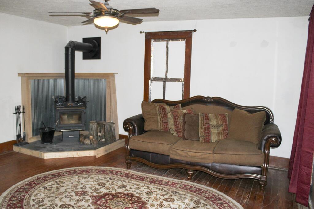 2762 County Road 1075, Perrysville, Ohio 44864, 3 Bedrooms Bedrooms, ,1 BathroomBathrooms,Residential,For Sale,County Road 1075,20100341