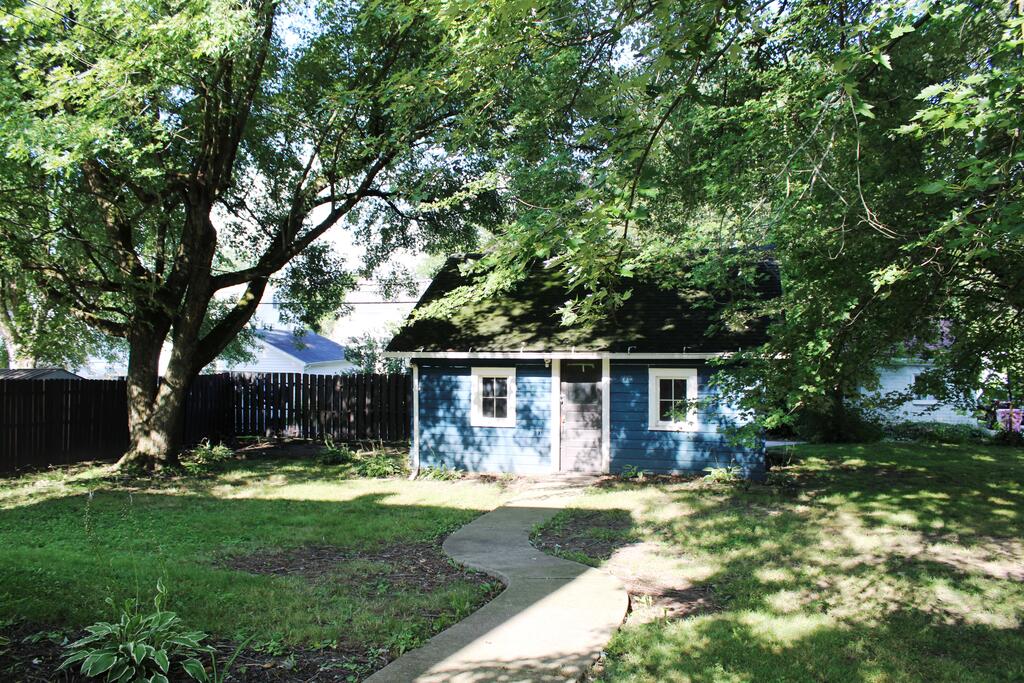 96 Glenwood Boulevard, Mansfield, Ohio 44906, 3 Bedrooms Bedrooms, ,1 BathroomBathrooms,Residential,For Sale,Glenwood Boulevard,20100342