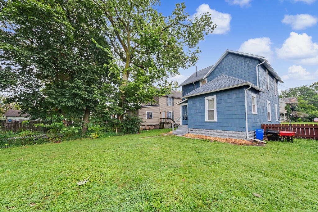 391 Blaine Avenue, Marion, Ohio 43302, 3 Bedrooms Bedrooms, ,1 BathroomBathrooms,Residential,For Sale,Blaine Avenue,20100366