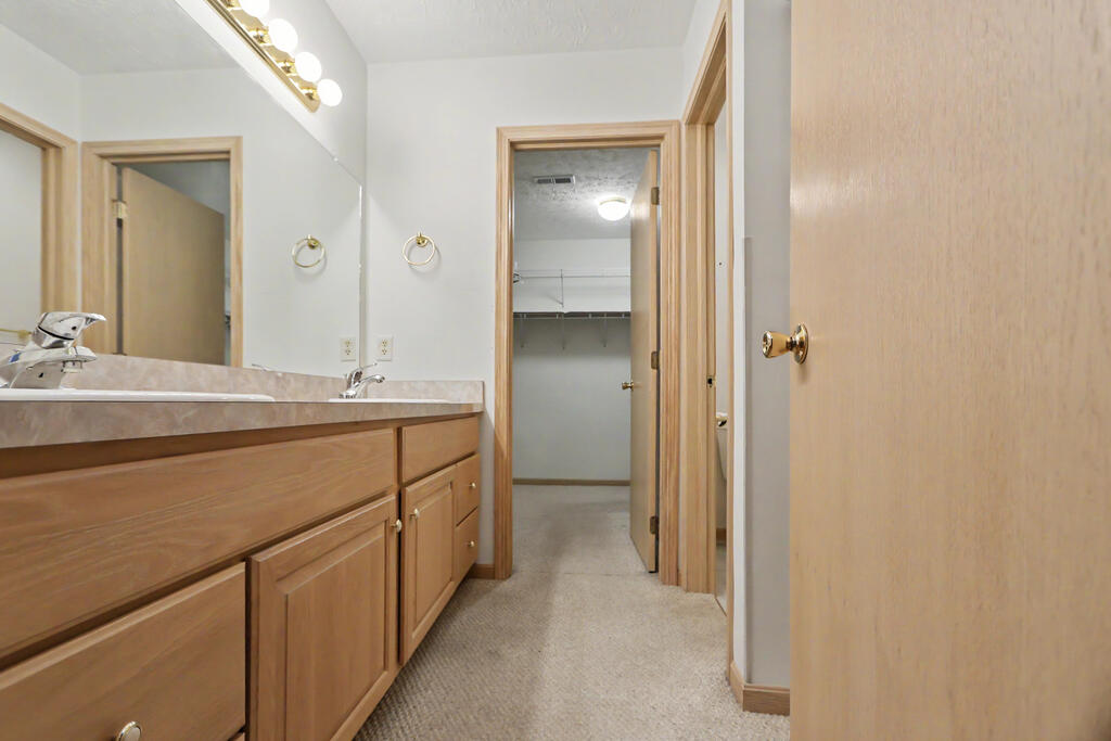 1118 Cobblefield Drive, Ontario, Ohio 44903, 3 Bedrooms Bedrooms, ,2 BathroomsBathrooms,Residential,For Sale,Cobblefield Drive,20100373