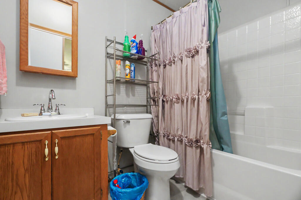 4809 State Route 181, Crestline, Ohio 44827, 3 Bedrooms Bedrooms, ,2 BathroomsBathrooms,Residential,For Sale,State Route 181,20100405 4809 State Route 181, Crestline, Ohio 44827, 3 Bedrooms Bedrooms, ,2 BathroomsBathrooms,Residential,For Sale,State Route 181,20100405