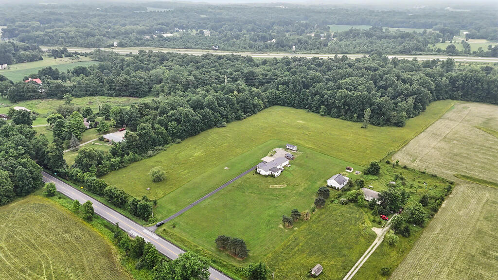 4809 State Route 181, Crestline, Ohio 44827, 3 Bedrooms Bedrooms, ,2 BathroomsBathrooms,Residential,For Sale,State Route 181,20100405 4809 State Route 181, Crestline, Ohio 44827, 3 Bedrooms Bedrooms, ,2 BathroomsBathrooms,Residential,For Sale,State Route 181,20100405