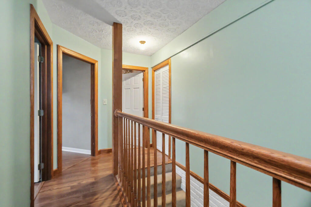 2375 Nazor Road, Crestline, Ohio 44827, 4 Bedrooms Bedrooms, ,1 BathroomBathrooms,Residential,For Sale,Nazor Road,20100408