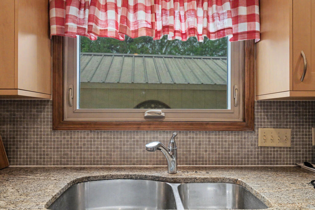1300 Cedarlawn Ct, Mansfield, Ohio 44906, 4 Bedrooms Bedrooms, ,3 BathroomsBathrooms,Residential,For Sale,Cedarlawn Ct,20100426