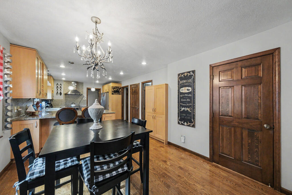 1300 Cedarlawn Ct, Mansfield, Ohio 44906, 4 Bedrooms Bedrooms, ,3 BathroomsBathrooms,Residential,For Sale,Cedarlawn Ct,20100426