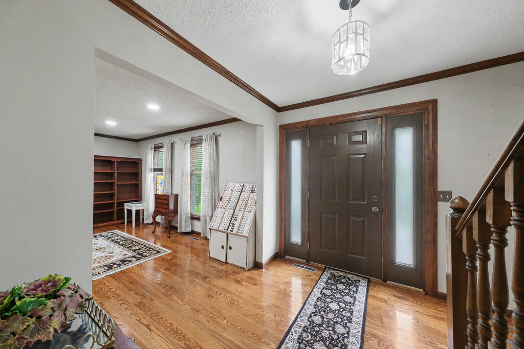 1300 Cedarlawn Ct, Mansfield, Ohio 44906, 4 Bedrooms Bedrooms, ,3 BathroomsBathrooms,Residential,For Sale,Cedarlawn Ct,20100426