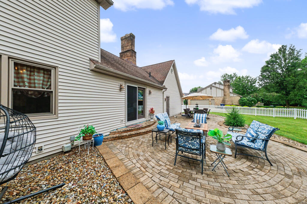 1300 Cedarlawn Ct, Mansfield, Ohio 44906, 4 Bedrooms Bedrooms, ,3 BathroomsBathrooms,Residential,For Sale,Cedarlawn Ct,20100426