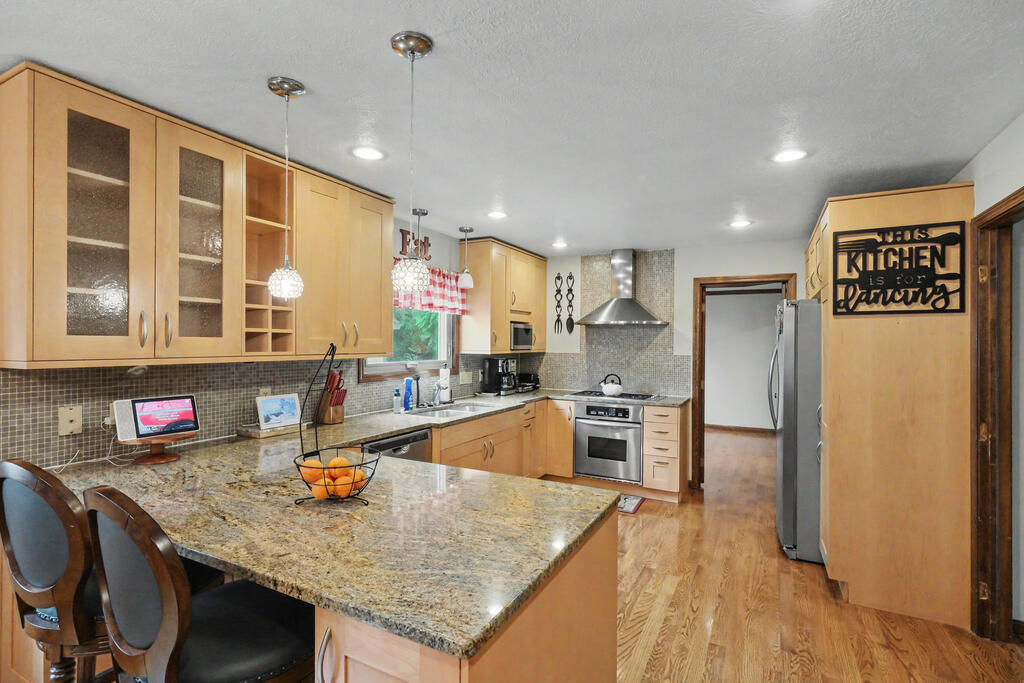 1300 Cedarlawn Ct, Mansfield, Ohio 44906, 4 Bedrooms Bedrooms, ,3 BathroomsBathrooms,Residential,For Sale,Cedarlawn Ct,20100426