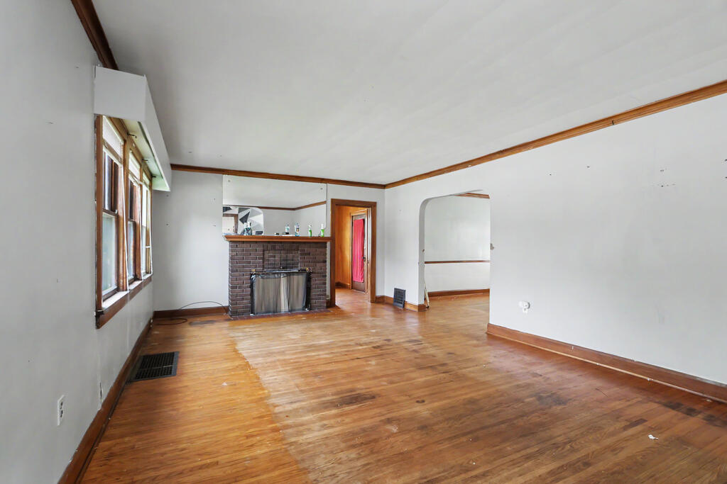 19 Hoffman Ave, Mansfield, Ohio 44906, 3 Bedrooms Bedrooms, ,1 BathroomBathrooms,Residential,For Sale,Hoffman Ave,20100428 19 Hoffman Ave, Mansfield, Ohio 44906, 3 Bedrooms Bedrooms, ,1 BathroomBathrooms,Residential,For Sale,Hoffman Ave,20100428
