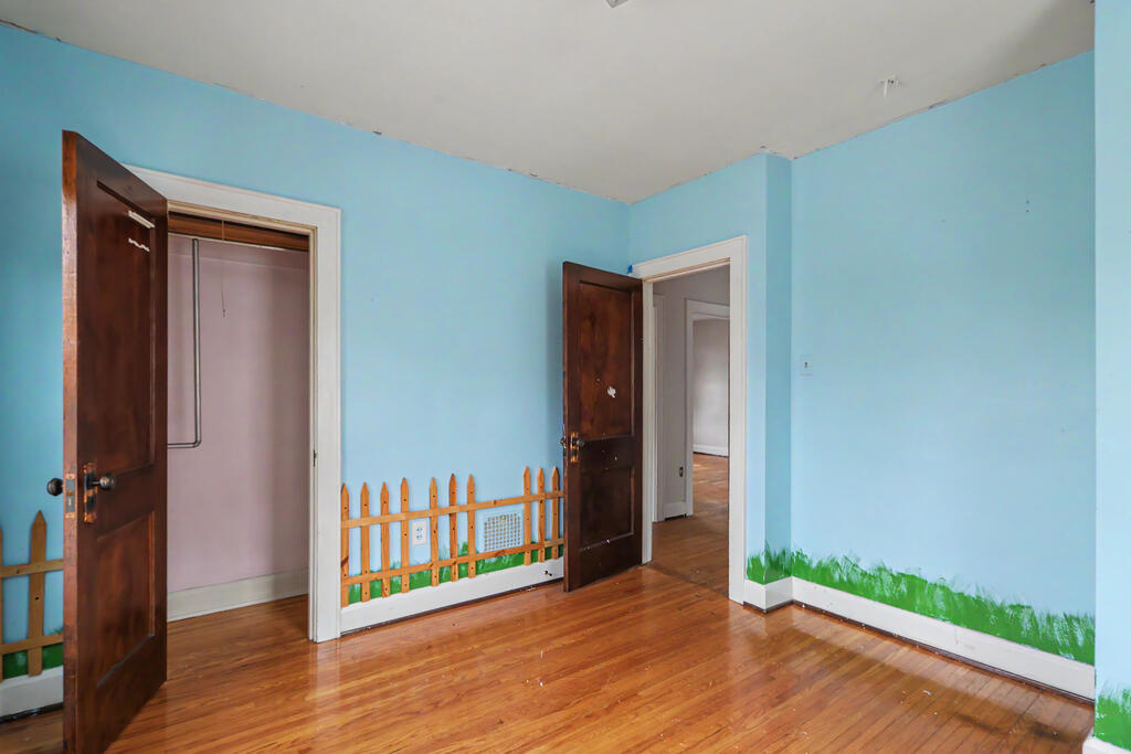 19 Hoffman Ave, Mansfield, Ohio 44906, 3 Bedrooms Bedrooms, ,1 BathroomBathrooms,Residential,For Sale,Hoffman Ave,20100428 19 Hoffman Ave, Mansfield, Ohio 44906, 3 Bedrooms Bedrooms, ,1 BathroomBathrooms,Residential,For Sale,Hoffman Ave,20100428