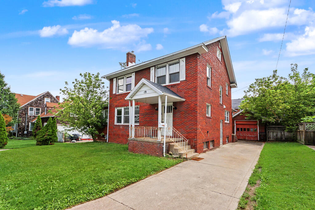 19 Hoffman Ave, Mansfield, Ohio 44906, 3 Bedrooms Bedrooms, ,1 BathroomBathrooms,Residential,For Sale,Hoffman Ave,20100428 19 Hoffman Ave, Mansfield, Ohio 44906, 3 Bedrooms Bedrooms, ,1 BathroomBathrooms,Residential,For Sale,Hoffman Ave,20100428
