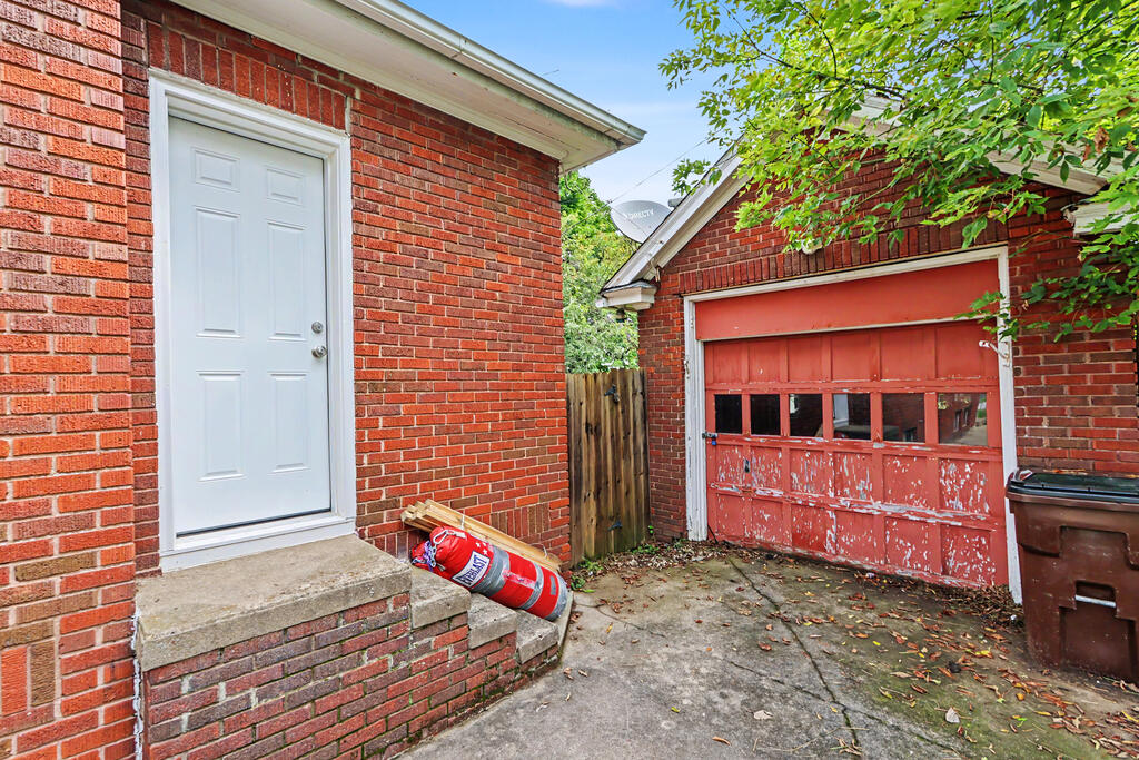 19 Hoffman Ave, Mansfield, Ohio 44906, 3 Bedrooms Bedrooms, ,1 BathroomBathrooms,Residential,For Sale,Hoffman Ave,20100428 19 Hoffman Ave, Mansfield, Ohio 44906, 3 Bedrooms Bedrooms, ,1 BathroomBathrooms,Residential,For Sale,Hoffman Ave,20100428