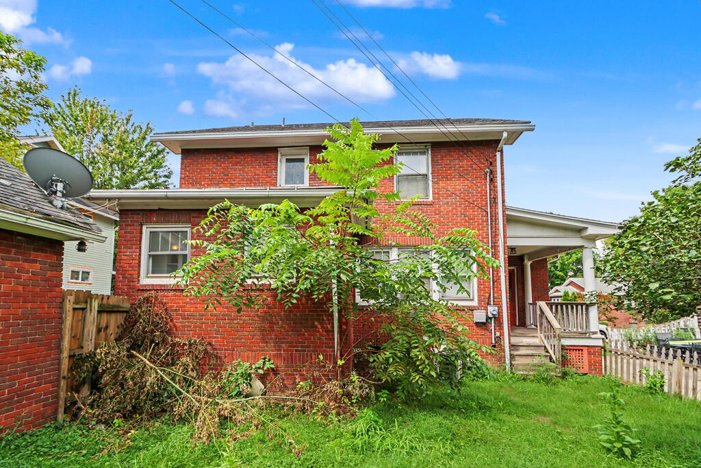 19 Hoffman Ave, Mansfield, Ohio 44906, 3 Bedrooms Bedrooms, ,1 BathroomBathrooms,Residential,For Sale,Hoffman Ave,20100428 19 Hoffman Ave, Mansfield, Ohio 44906, 3 Bedrooms Bedrooms, ,1 BathroomBathrooms,Residential,For Sale,Hoffman Ave,20100428