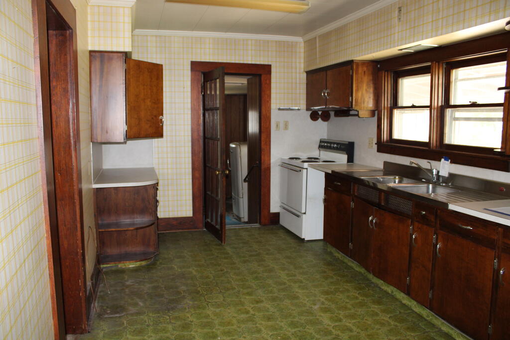521 E Harding Way, Galion, Ohio 44833, 3 Bedrooms Bedrooms, ,1 BathroomBathrooms,Residential,For Sale,E Harding Way,20100441 521 E Harding Way, Galion, Ohio 44833, 3 Bedrooms Bedrooms, ,1 BathroomBathrooms,Residential,For Sale,E Harding Way,20100441