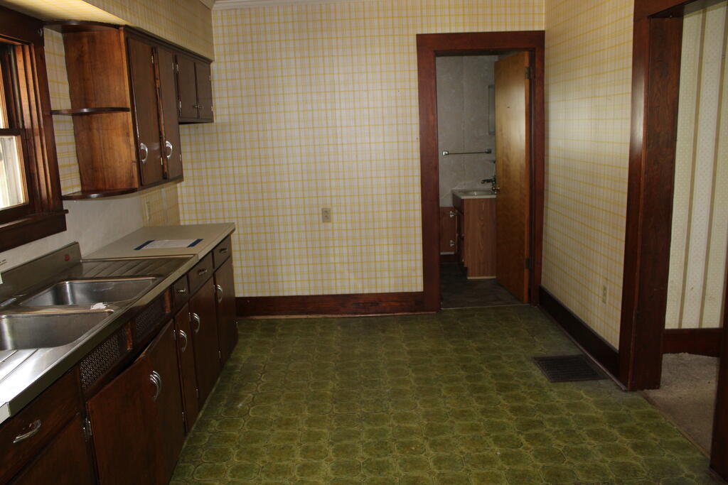 521 E Harding Way, Galion, Ohio 44833, 3 Bedrooms Bedrooms, ,1 BathroomBathrooms,Residential,For Sale,E Harding Way,20100441 521 E Harding Way, Galion, Ohio 44833, 3 Bedrooms Bedrooms, ,1 BathroomBathrooms,Residential,For Sale,E Harding Way,20100441
