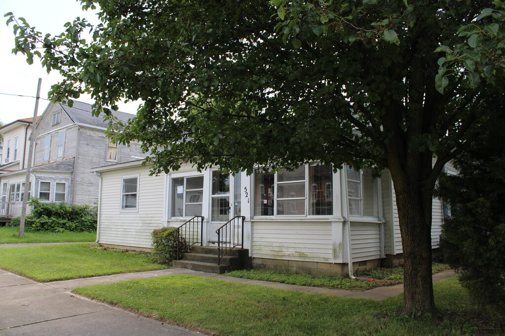 521 E Harding Way, Galion, Ohio 44833, 3 Bedrooms Bedrooms, ,1 BathroomBathrooms,Residential,For Sale,E Harding Way,20100441 521 E Harding Way, Galion, Ohio 44833, 3 Bedrooms Bedrooms, ,1 BathroomBathrooms,Residential,For Sale,E Harding Way,20100441