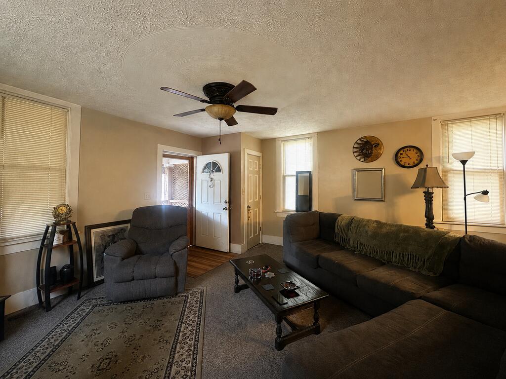 500 East Warren Street, Bucyrus, Ohio 44820, 2 Bedrooms Bedrooms, ,1 BathroomBathrooms,Residential,For Sale,East Warren Street,20100442 500 East Warren Street, Bucyrus, Ohio 44820, 2 Bedrooms Bedrooms, ,1 BathroomBathrooms,Residential,For Sale,East Warren Street,20100442