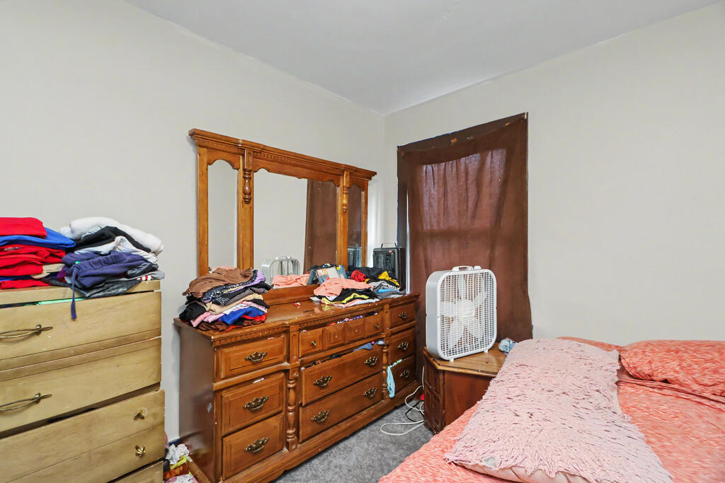 602 Woodbine Street, Willard, Ohio 44890, 6 Bedrooms Bedrooms, ,Residential Income,For Sale,Woodbine Street,20100453