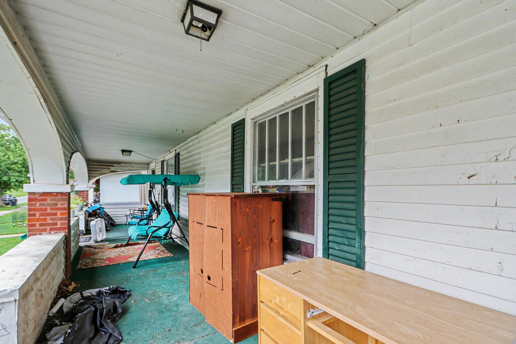 602 Woodbine Street, Willard, Ohio 44890, 6 Bedrooms Bedrooms, ,Residential Income,For Sale,Woodbine Street,20100453