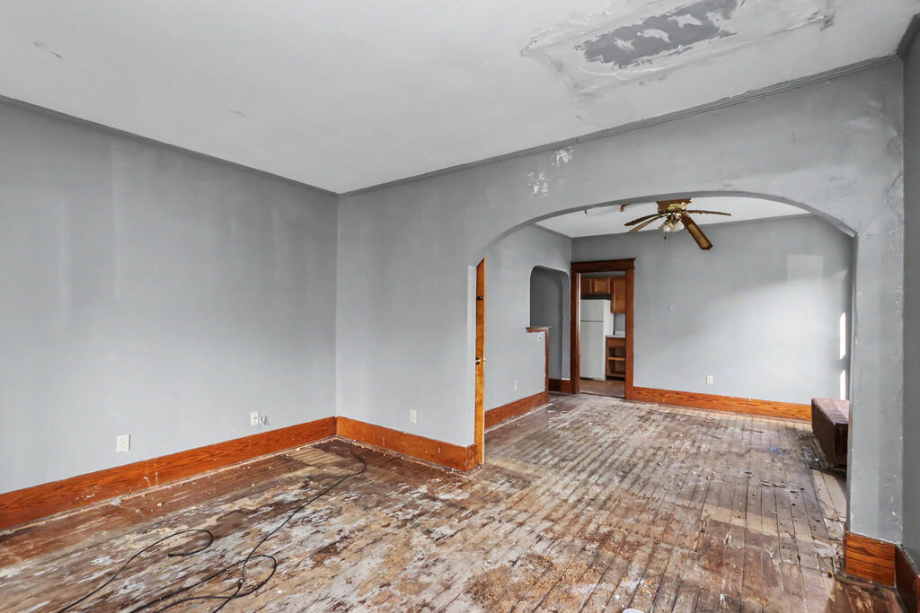 522 -524 South Myrtle Avenue, Willard, Ohio 44890, 4 Bedrooms Bedrooms, ,Residential Income,For Sale,-524 South Myrtle Avenue,20100455