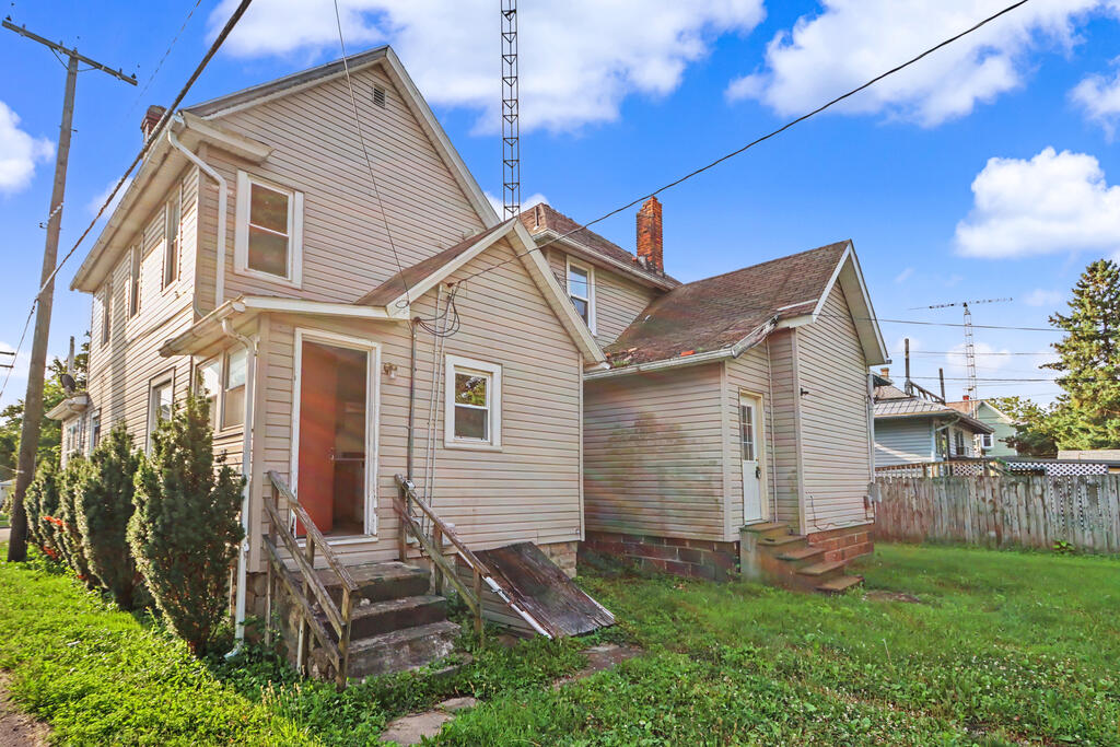 522 -524 South Myrtle Avenue, Willard, Ohio 44890, 4 Bedrooms Bedrooms, ,Residential Income,For Sale,-524 South Myrtle Avenue,20100455