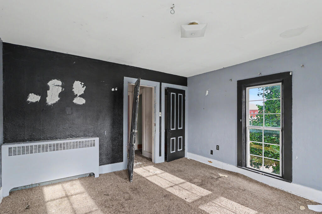 24 E Emerald Street, Willard, Ohio 44890, 5 Bedrooms Bedrooms, ,2 BathroomsBathrooms,Residential,For Sale,E Emerald Street,20100456