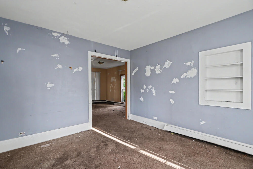24 E Emerald Street, Willard, Ohio 44890, 5 Bedrooms Bedrooms, ,2 BathroomsBathrooms,Residential,For Sale,E Emerald Street,20100456