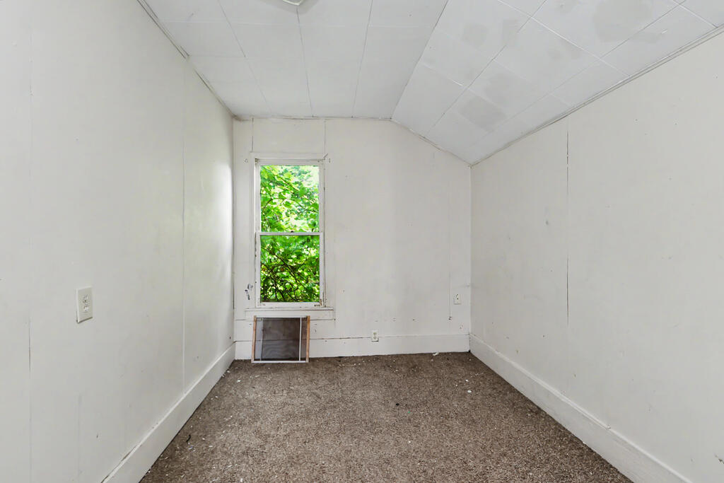 219 Spring Street, Willard, Ohio 44890, 3 Bedrooms Bedrooms, ,1 BathroomBathrooms,Residential,For Sale,Spring Street,20100459